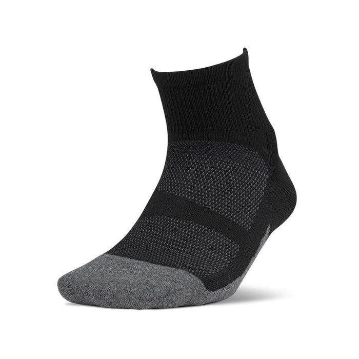 Feetures Elite Max Cushion Quarter Cut Socks