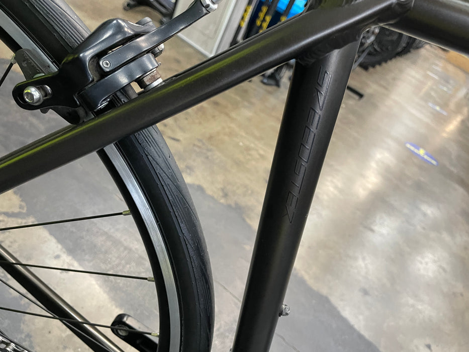 SCOTT Speedster 40 Black/Green - Demo