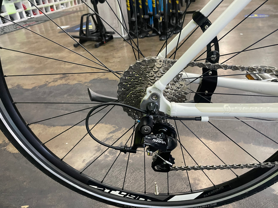 Scott Metrix 20 Shimano Sora 2015 - Demo