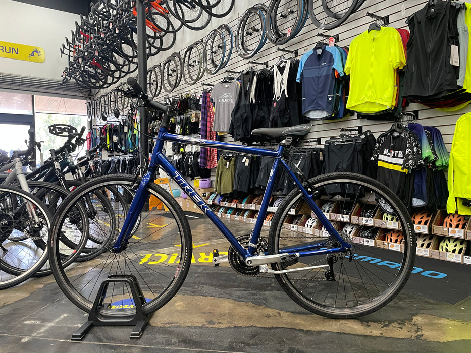 Trek FX 7.2 Shimano Alivio Blue - USED