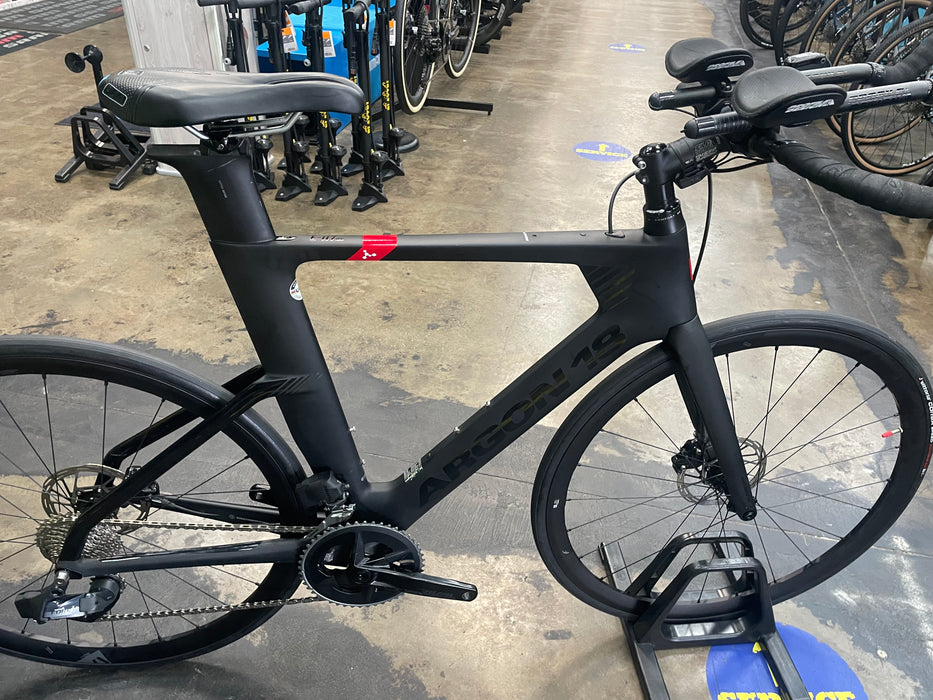 Argon 18 E-117 Tri Disc SRAM Force/Rival eTap AXS 12 Speed - Black/Black DEMO