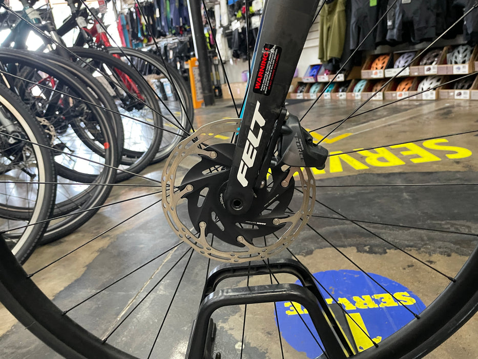 Felt AR FRD Ultimate SRAM Force eTap AXS 12 speed W/Syncros RP 2.0 Wheels
