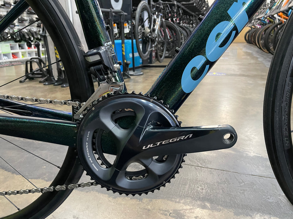 Cervelo Caledonia-5 Shimano Ultegra Di2 11 Speed W/ DT Swiss Performance LN Wheels