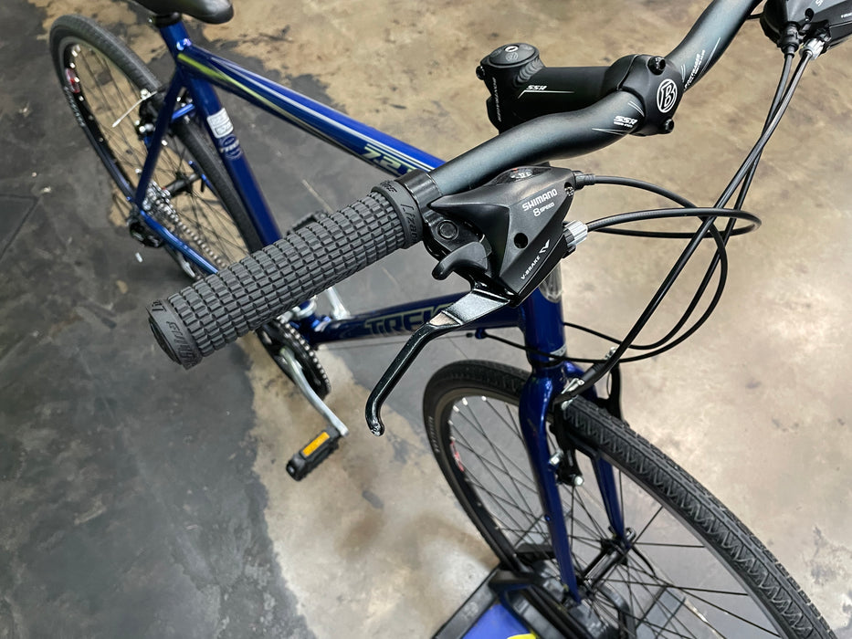 Trek FX 7.2 Shimano Alivio Blue - USED