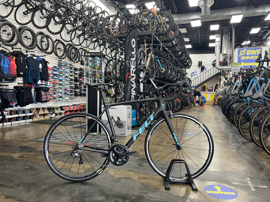 Felt FR2 Shimano Ultegra Di2 11 speed Rim Brake DEMO