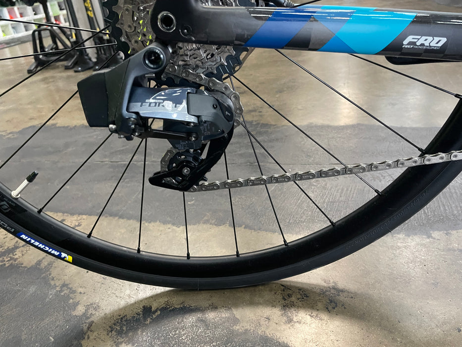 Felt AR FRD Ultimate SRAM Force eTap AXS 12 speed W/Syncros RP 2.0 Wheels
