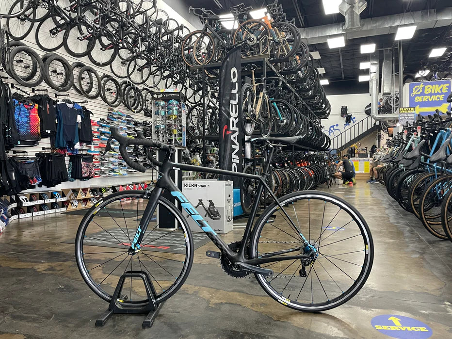 Felt FR2 Shimano Ultegra Di2 11 speed Rim Brake DEMO