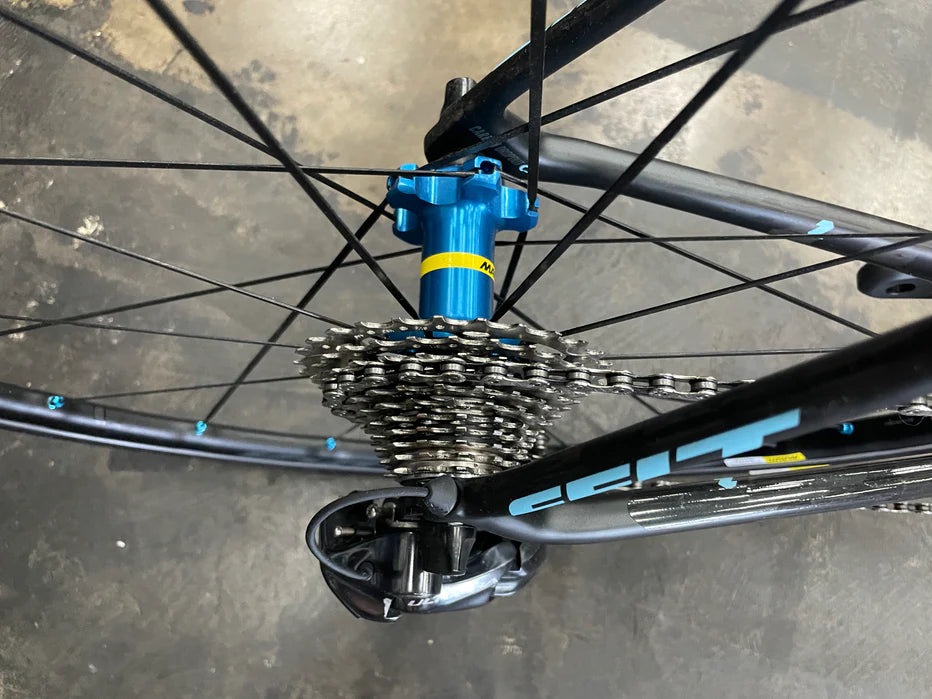Felt FR2 Shimano Ultegra Di2 11 speed Rim Brake DEMO