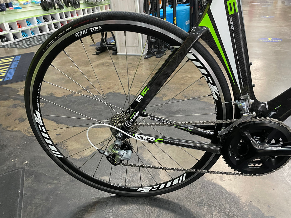 FELT B16 Shimano 10 Speed Black/White/Green - USED