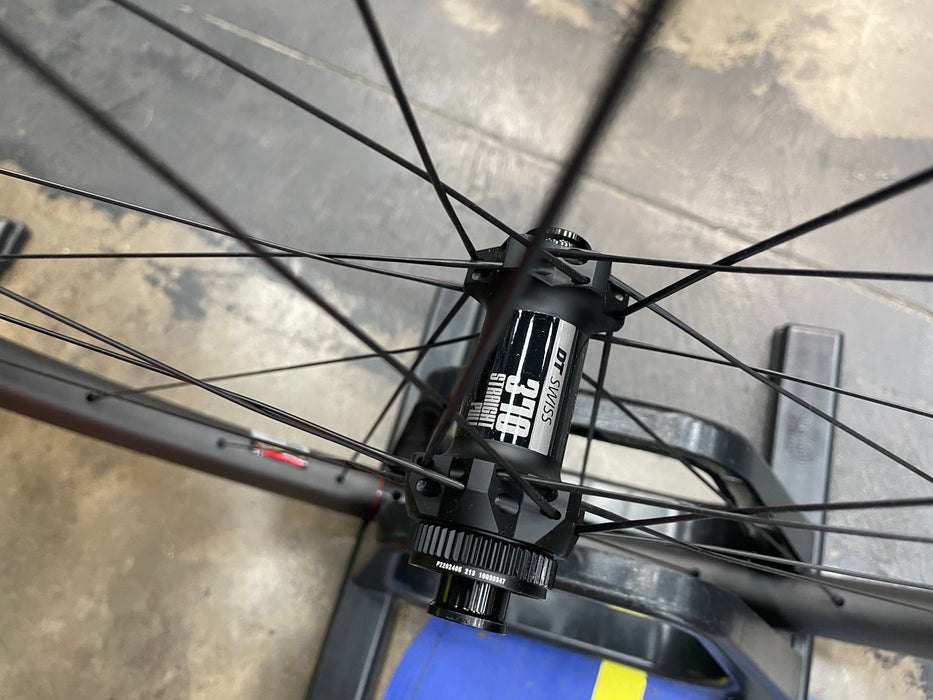 Reserve Wheels 40/44 Disc Tubeless Carbon Wheelset