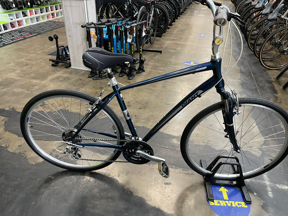 Giant Cypress DX Navy Blue - USED