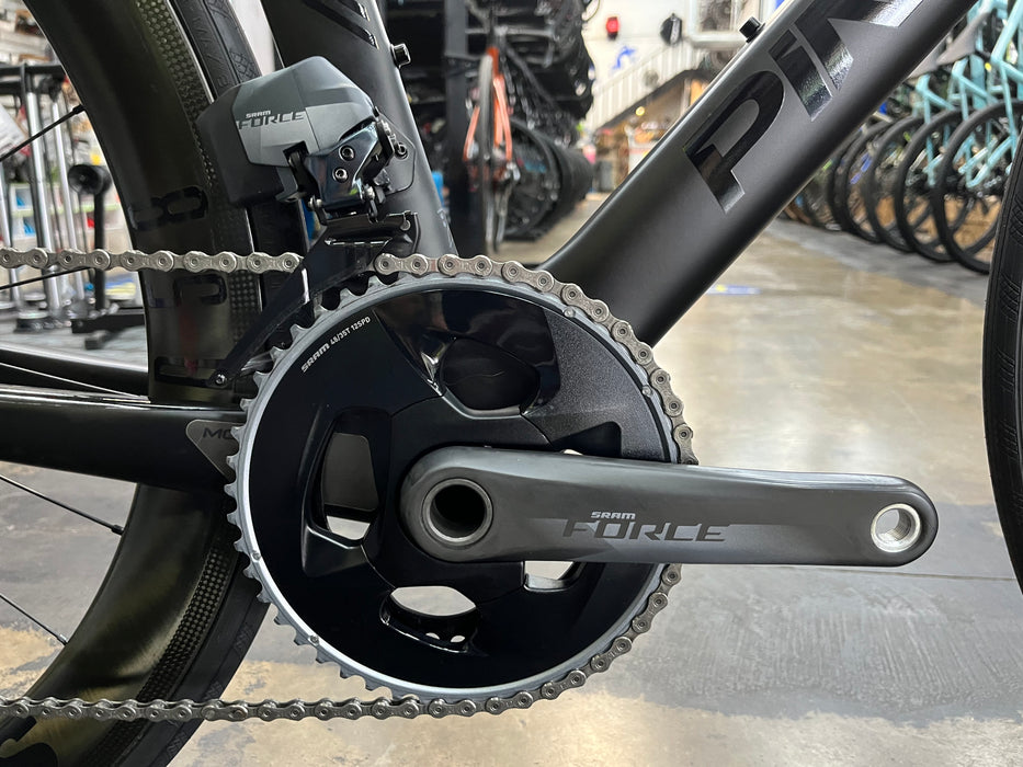 Pinarello Gan Sram Force eTap AXS / Reynold's AR58 Carbon Wheelset - 2022 DEMO