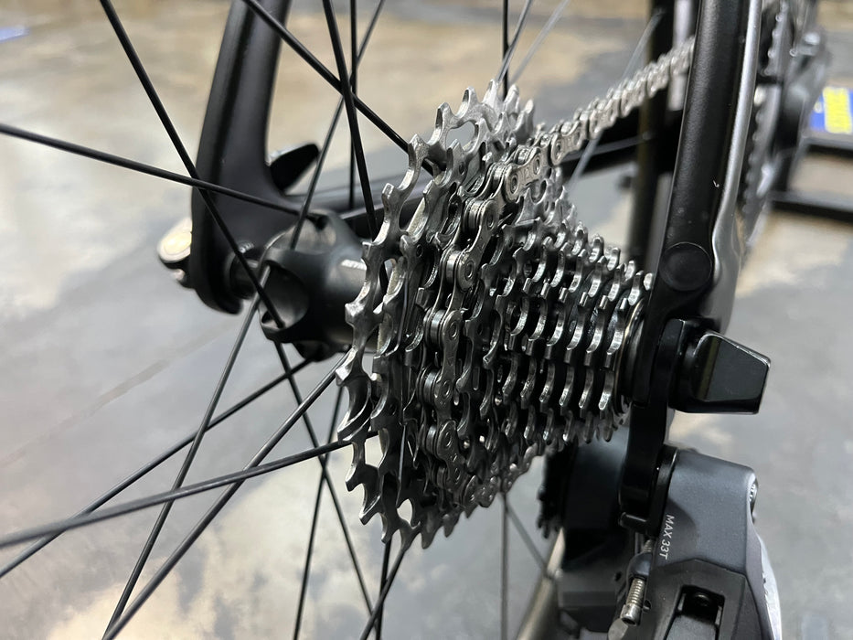 Pinarello Gan Sram Force eTap AXS / Reynold's AR58 Carbon Wheelset - 2022 DEMO