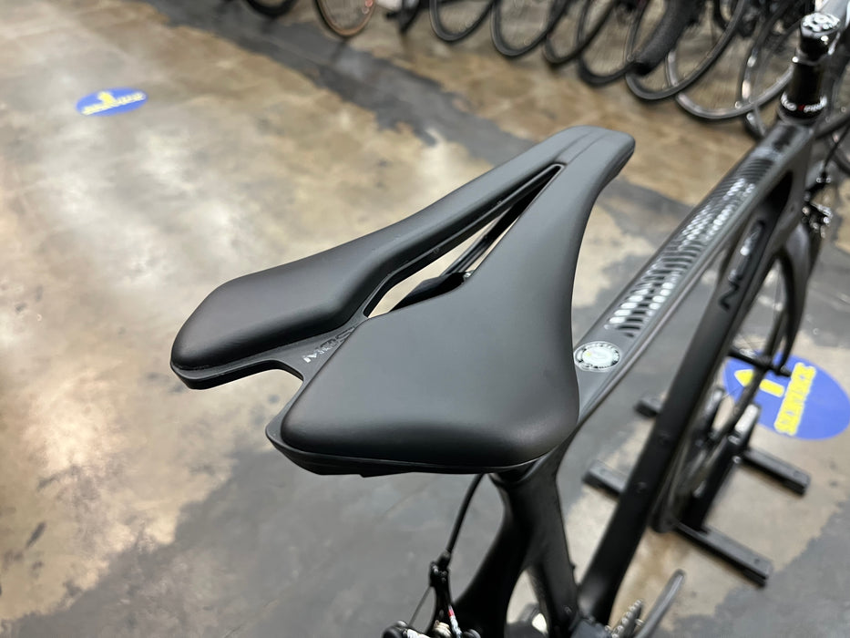 Pinarello Gan Sram Force eTap AXS / Reynold's AR58 Carbon Wheelset - 2022 DEMO