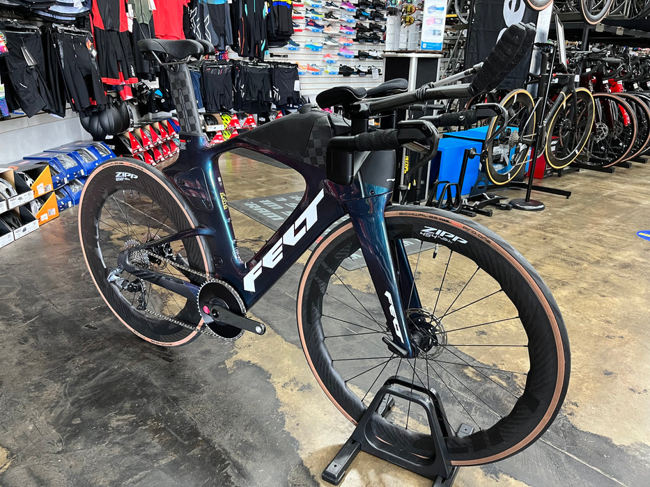 Felt IA FRD 2.0 SRAM Red eTap AXS 1X Powermeter Zipp 858/454 NSW -  Nightshift 2024