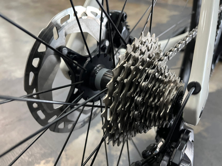 Specialized Tarmac SL7 Pro Shimano Ultegra Di2 12 Speed - White USED