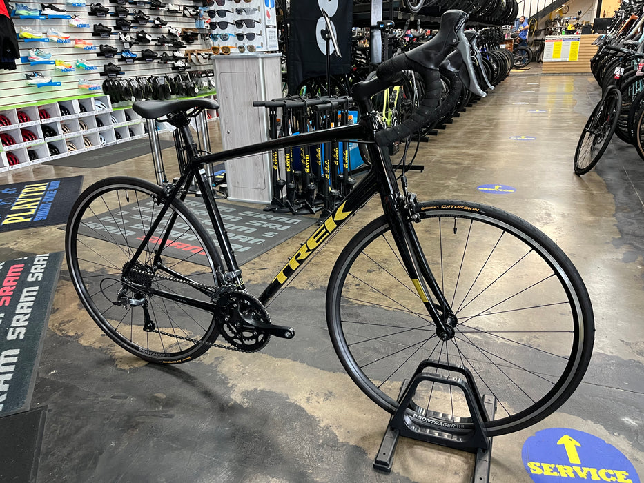 Trek Domane AL2 Shimano Claris - Black/Gold 2023 USED