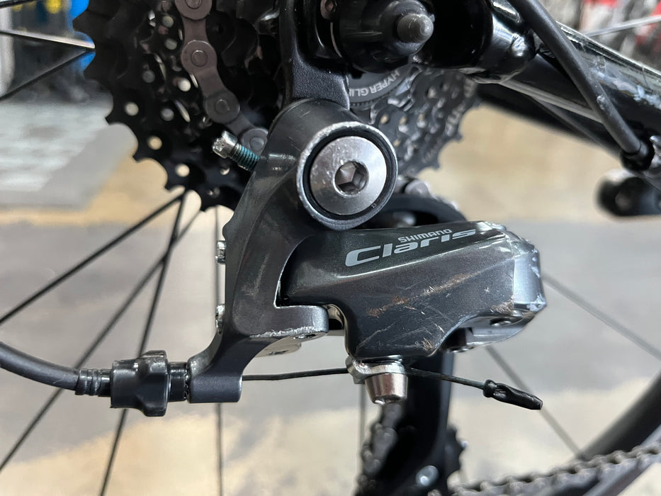Trek Domane AL2 Shimano Claris - Black/Gold 2023 USED