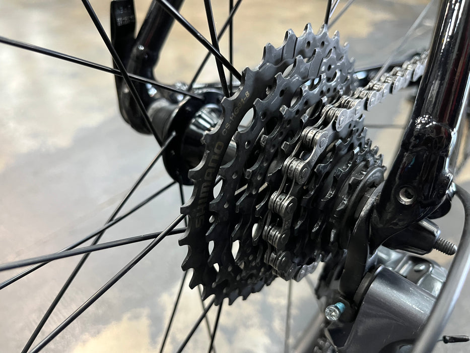 Trek Domane AL2 Shimano Claris - Black/Gold 2023 USED