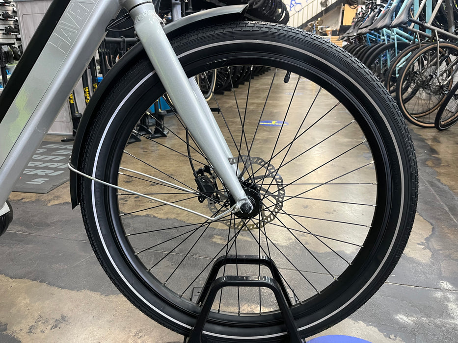 Haven Power Flow 27.5 E-Bike - Silver