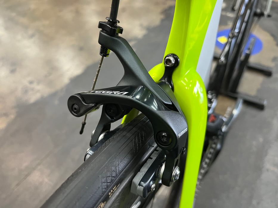 Cervelo P3 Shimano Ultegra Di2 w/ ZIPP 404 Firecrest Wheels - Fluoro/Black/Black 2019 DEMO