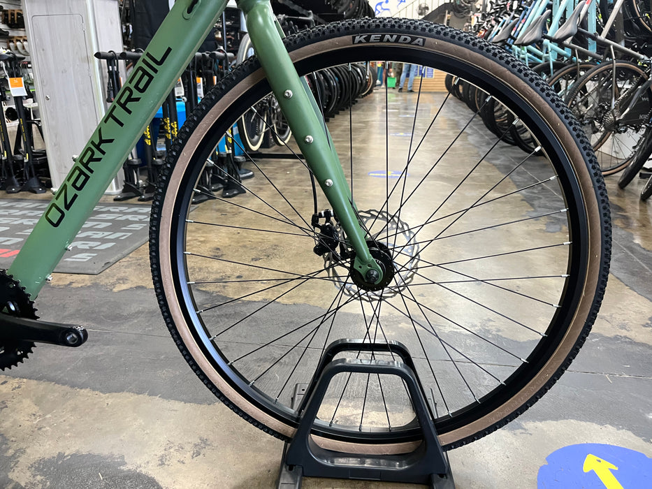 Ozark Trail G.1 Explorer Gravel Bike 7 Speed - Green USED