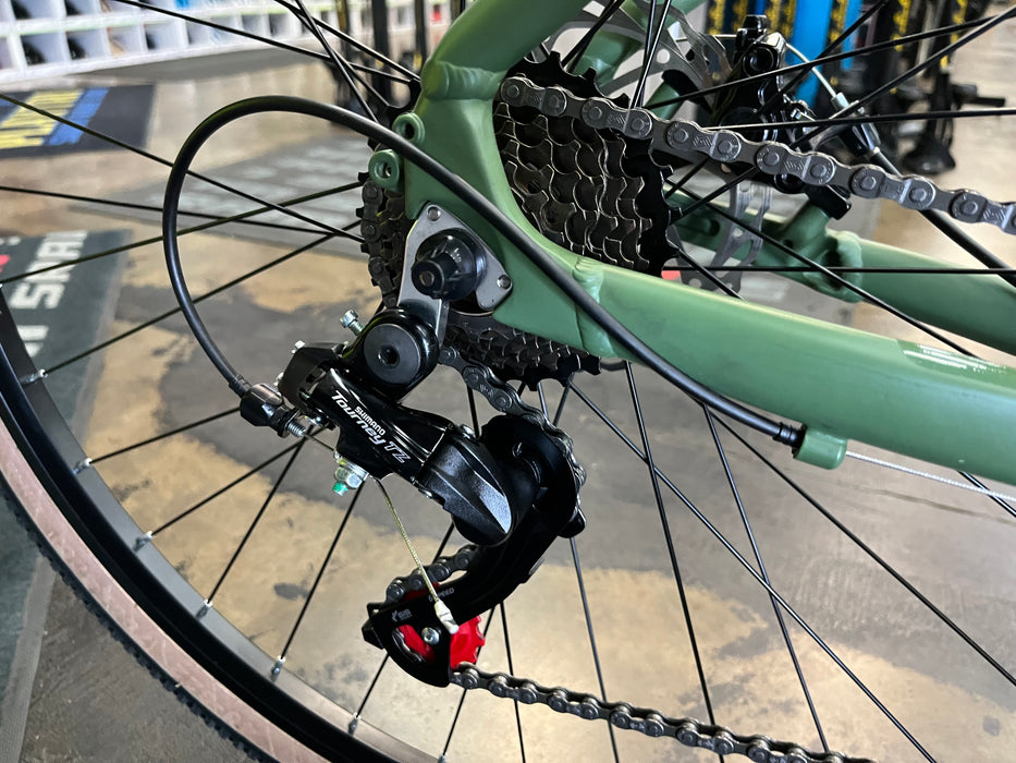 Ozark Trail G.1 Explorer Gravel Bike 7 Speed - Green USED