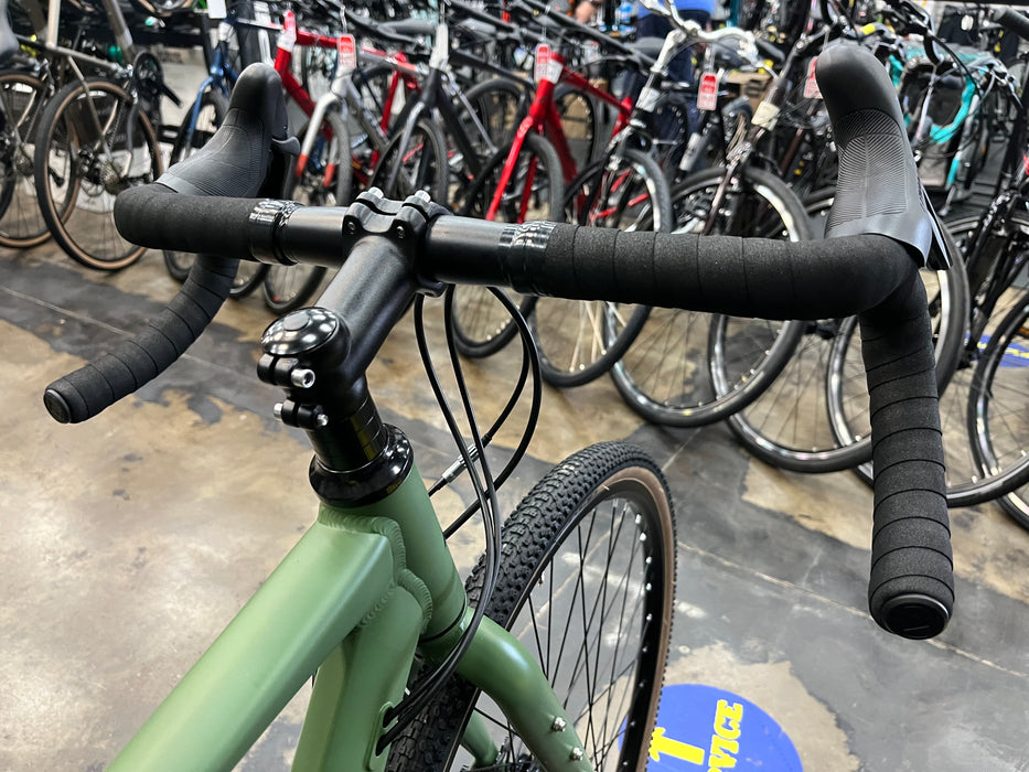 Ozark Trail G.1 Explorer Gravel Bike 7 Speed - Green USED