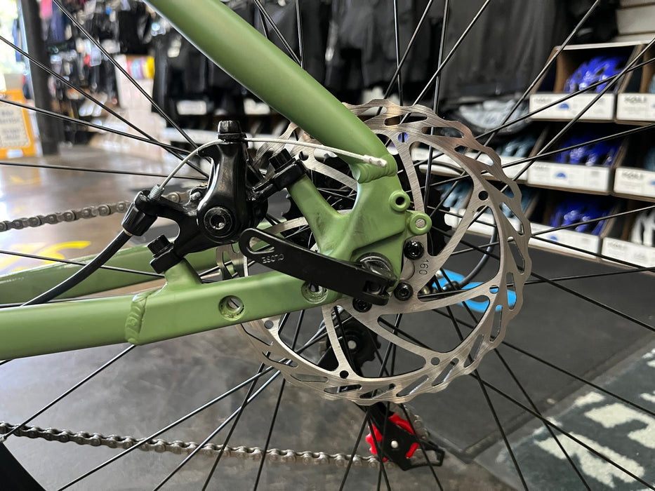 Ozark Trail G.1 Explorer Gravel Bike 7 Speed - Green USED