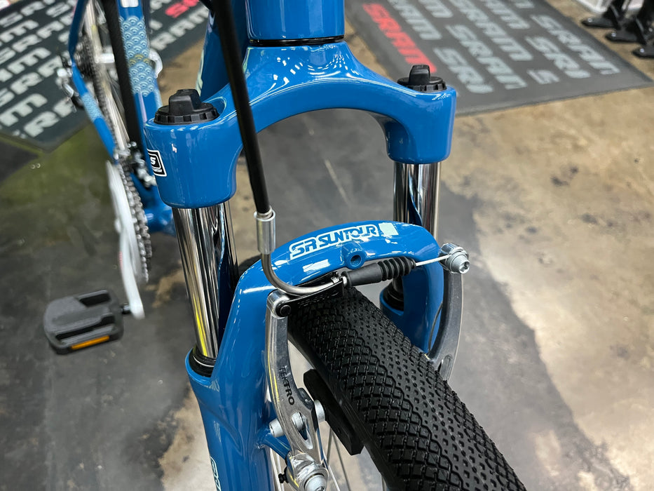 Izip Zest Shimano Altus 7 Speed - Blue USED