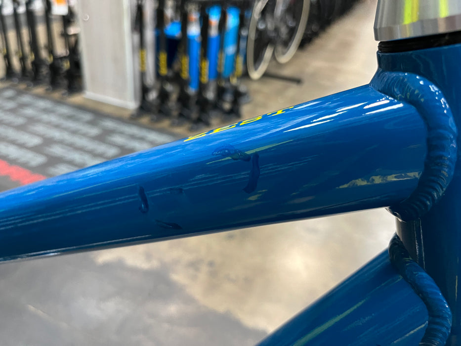 Izip Zest Shimano Altus 7 Speed - Blue USED