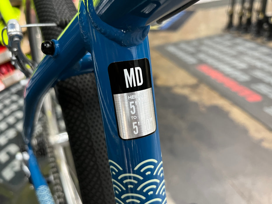 Izip Zest Shimano Altus 7 Speed - Blue USED