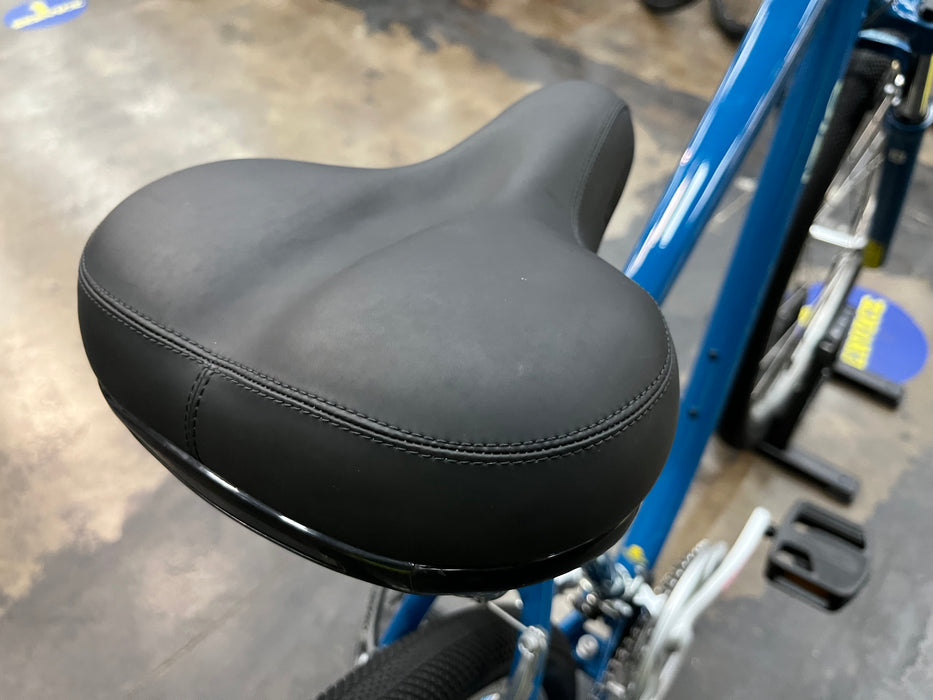 Izip Zest Shimano Altus 7 Speed - Blue USED