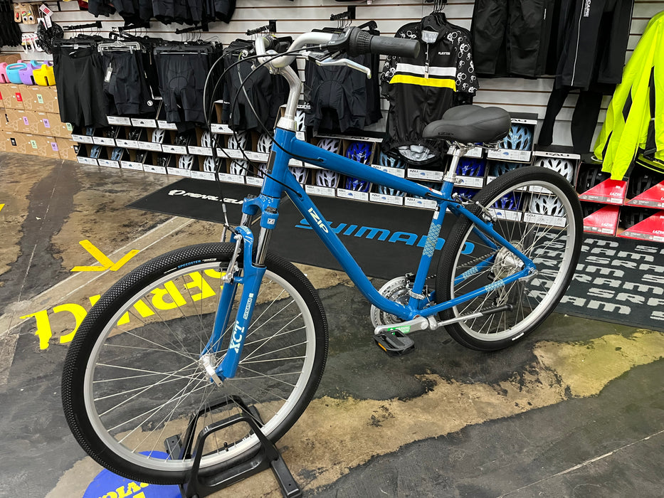 Izip Zest Shimano Altus 7 Speed - Blue USED