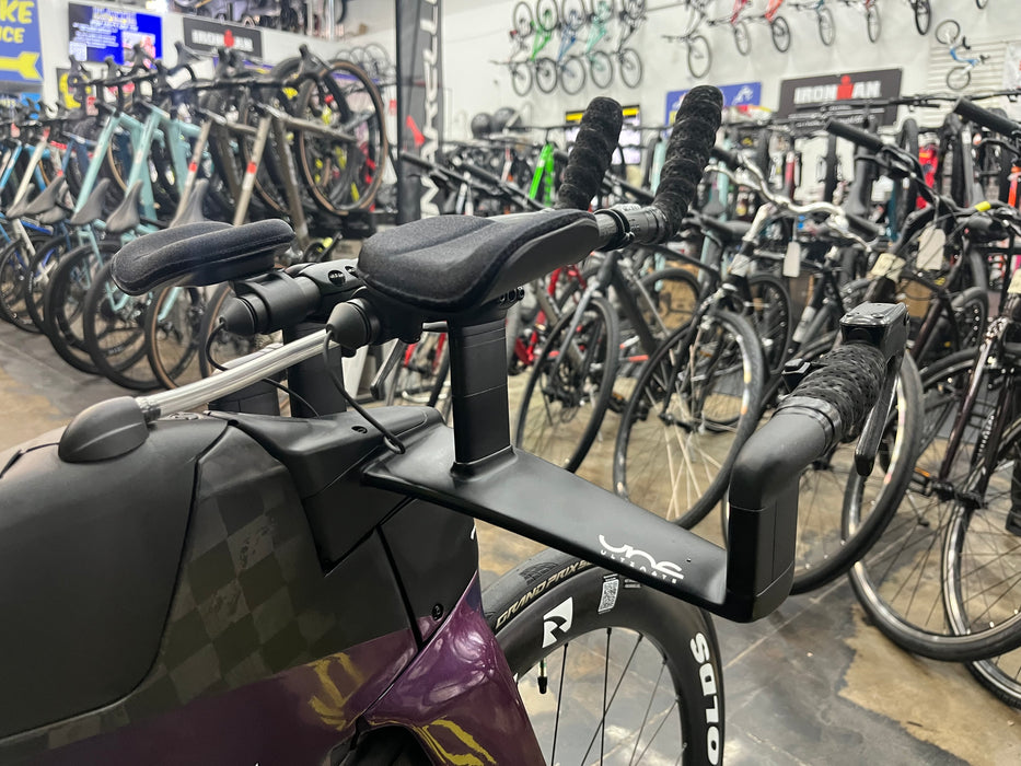 Felt IA FRD 2.0 SRAM Red eTap AXS 2x w/ Reynolds AR60 Wheels - 2025