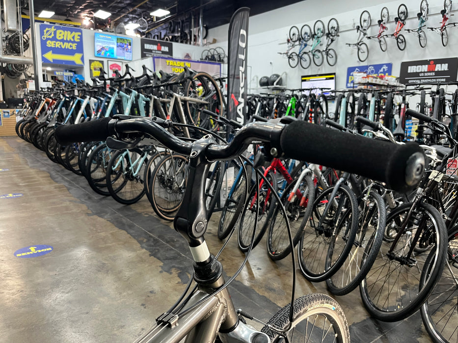 Gary Fisher Zebrano Comfort Hybrid Bike Shimano Acera 8 Speed - Red USED