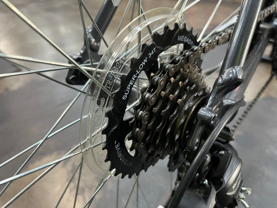 Trek FX Shimano Tourney 7 Speed - Gray USED