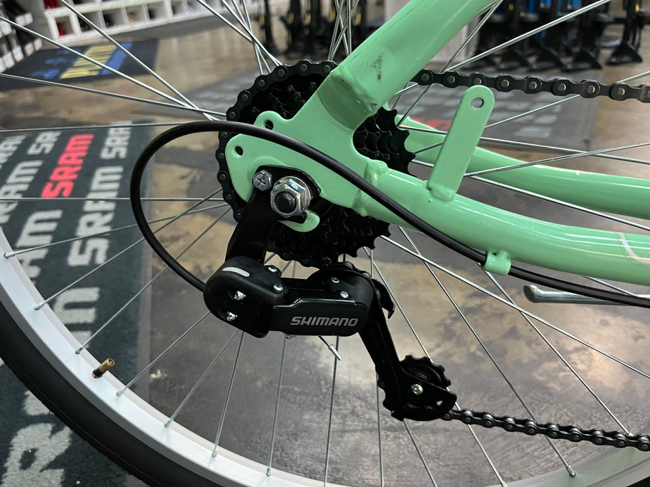 Huffy Parkside SE 27.5 Comfort Hybrid 7 Speed - Mint Green USED