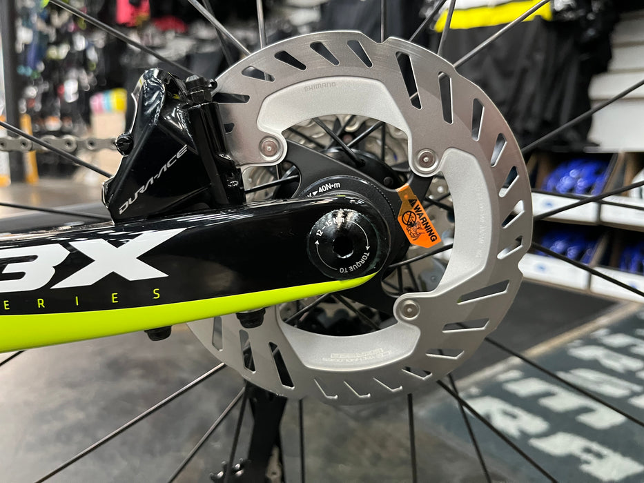 Cervelo P3X Shimano Ultegra Di2 12 Speed - ENVE Foundation 65 Wheels - Rivera/Fluoro/Black