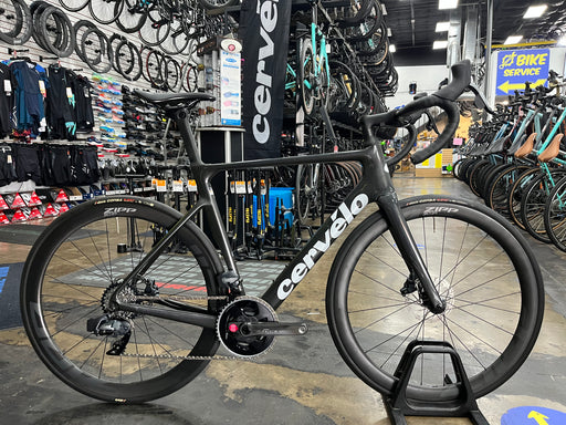 Cervelo Soloist SRAM Force eTap AXS - ZIPP 303S