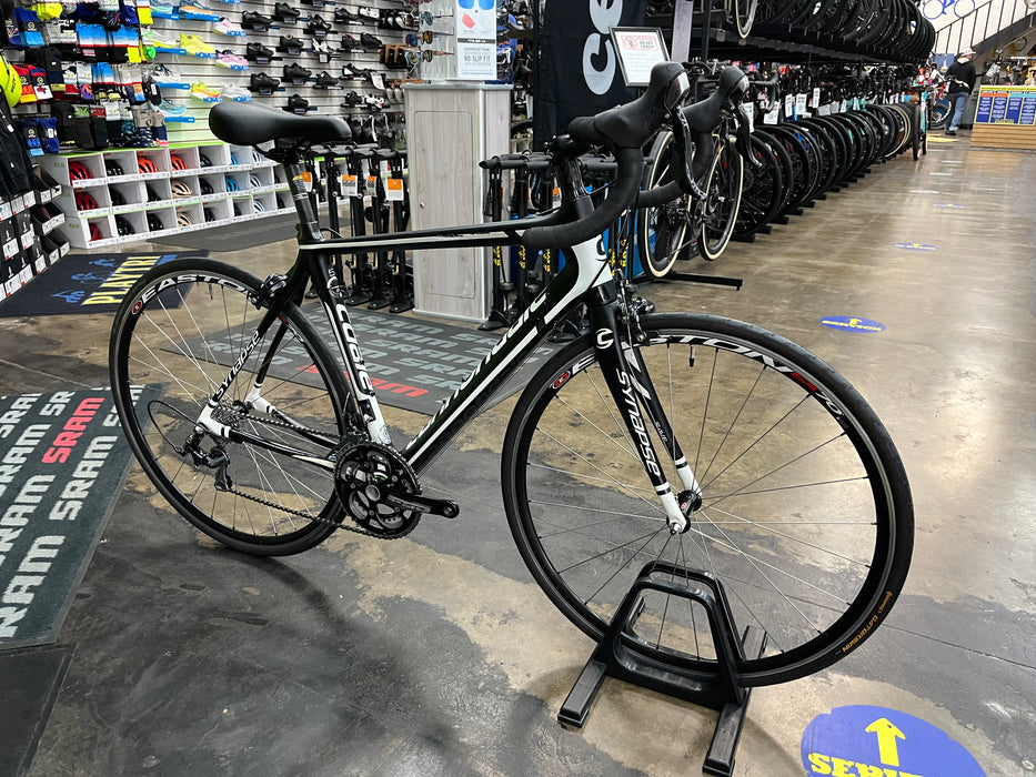 Cannondale Synapse Carbon 5 Shimano 105 10 Speed - Black/White USED