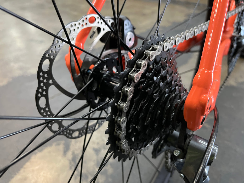 Specialized Diverge Base E5 Shimano Claris 8 Speed - Gloss Blaze USED