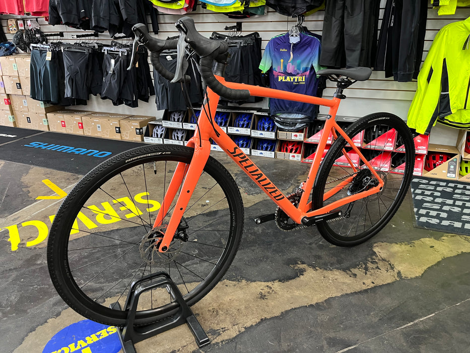 Specialized Diverge Base E5 Shimano Claris 8 Speed - Gloss Blaze USED