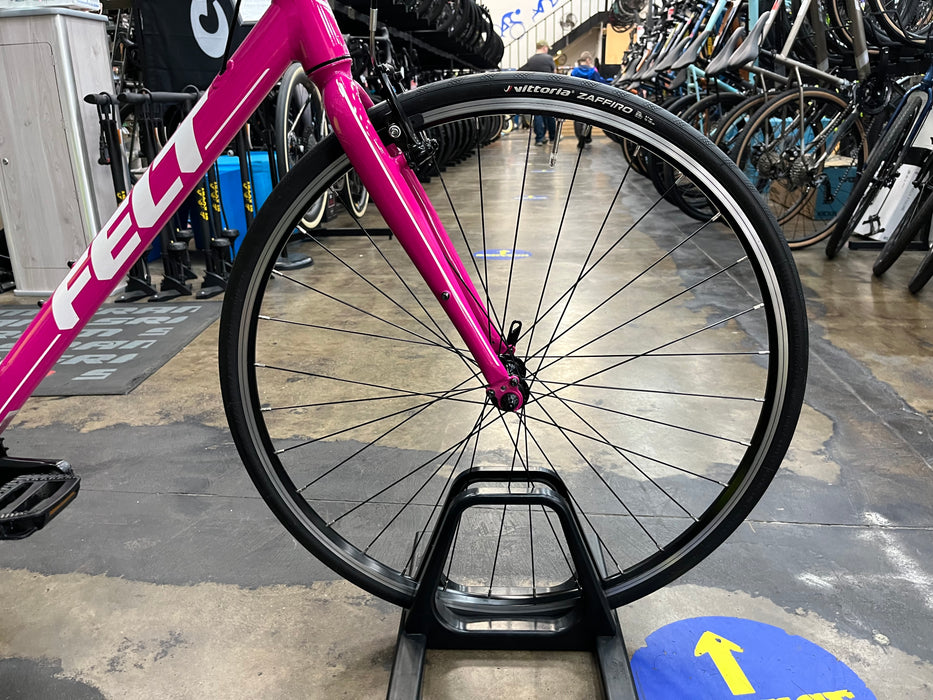 Felt Verza Speed 50 Shimano Altus 8 Speed - Magenta DEMO