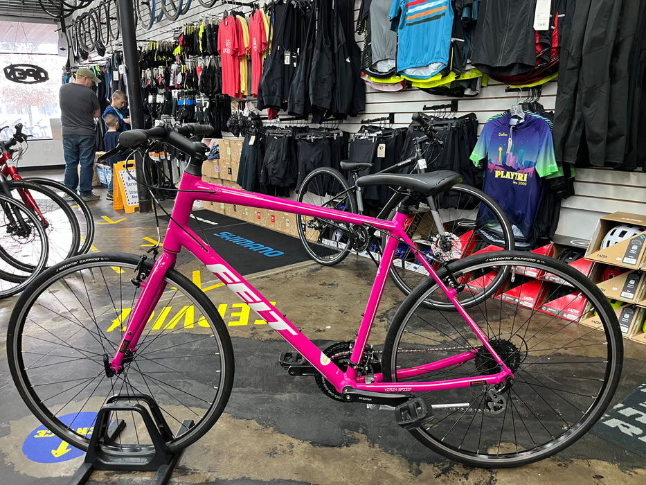 Felt Verza Speed 50 Shimano Altus 8 Speed - Magenta DEMO