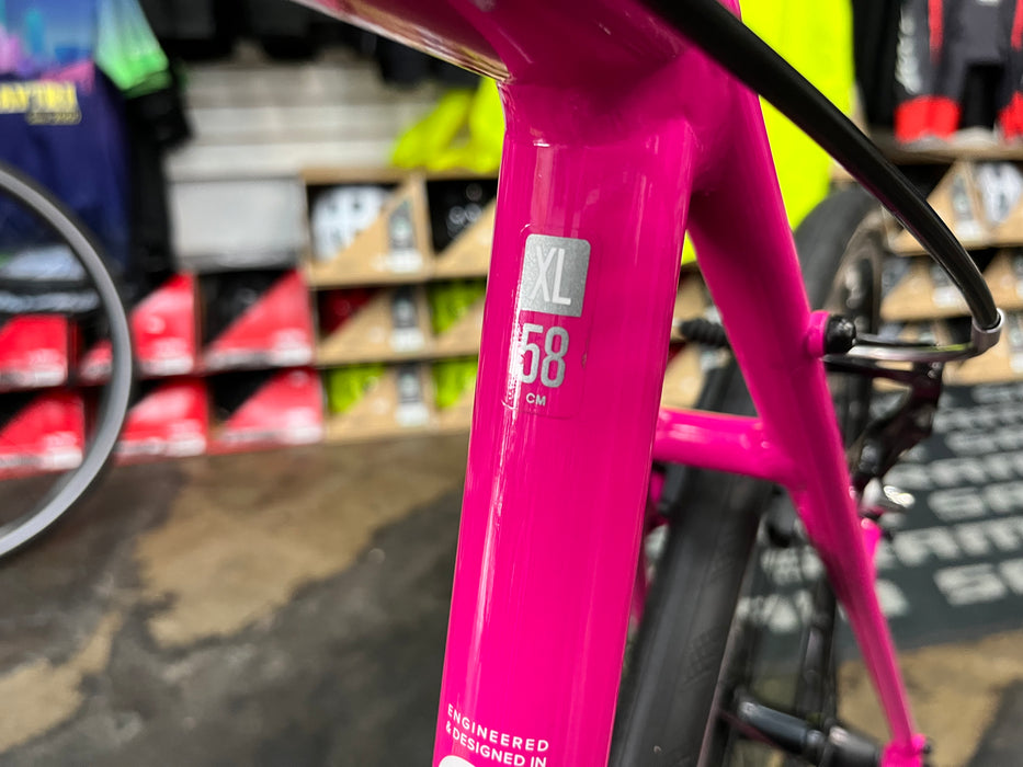 Felt Verza Speed 50 Shimano Altus 8 Speed - Magenta DEMO