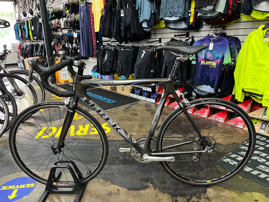 Trek 5200 Shimano Ultegra 10 Speed - Black/Silver USED