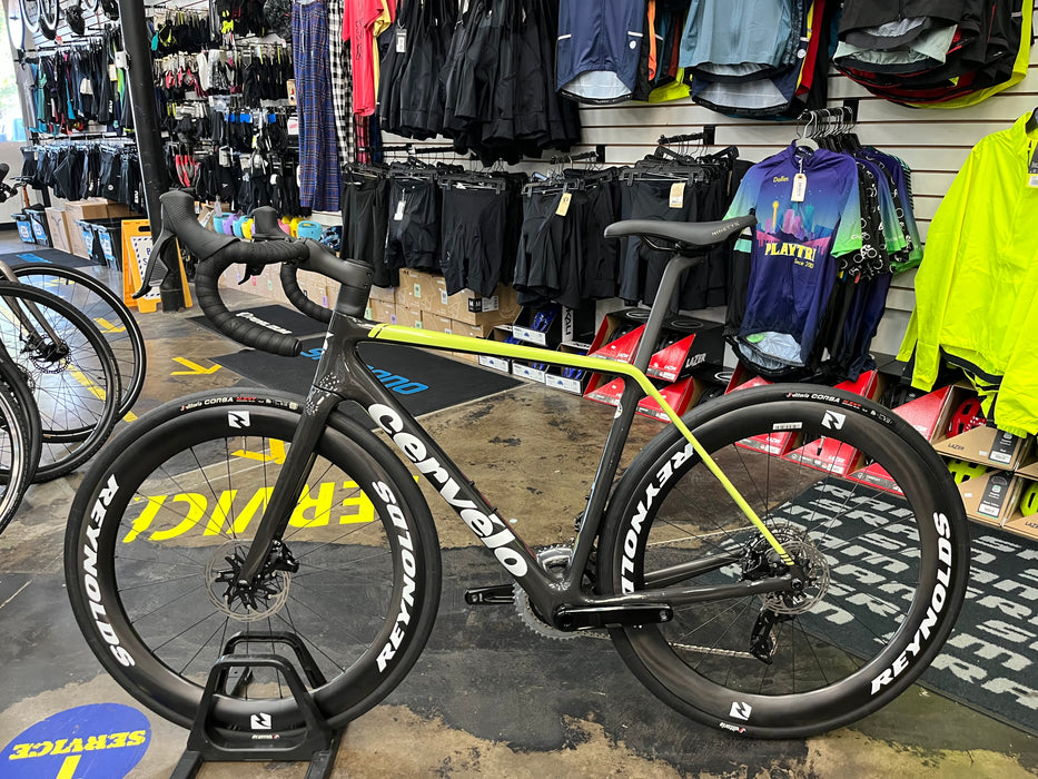 Cervelo R5 SRAM Rival eTap AXS w/ Reynolds AR60 Wheels - Paris Green