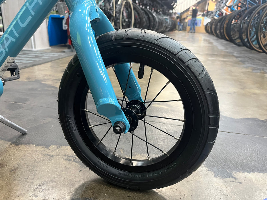 Batch Kid's Bicycle 12"- Blue DEMO