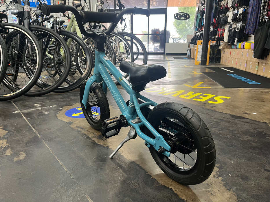 Batch Kid's Bicycle 12"- Blue DEMO